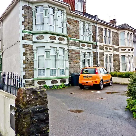 Double Ensuite In Gorgeous Georgian House In Filton 民宿
